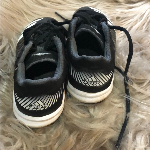 Baseball cleats - Picture 2 of 3